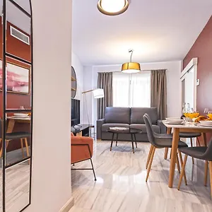 Rivas 34 Homes Apartahotel Málaga