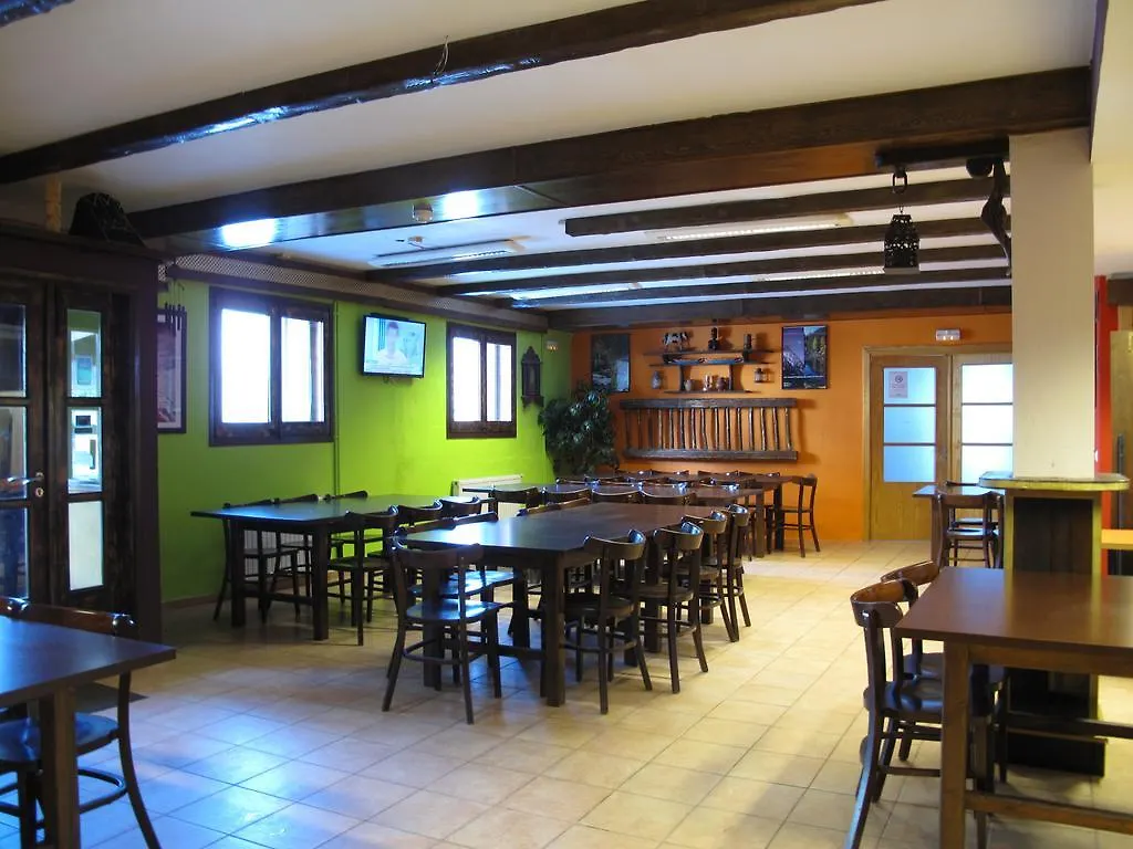 Hostel Alberg Les Daines Espot