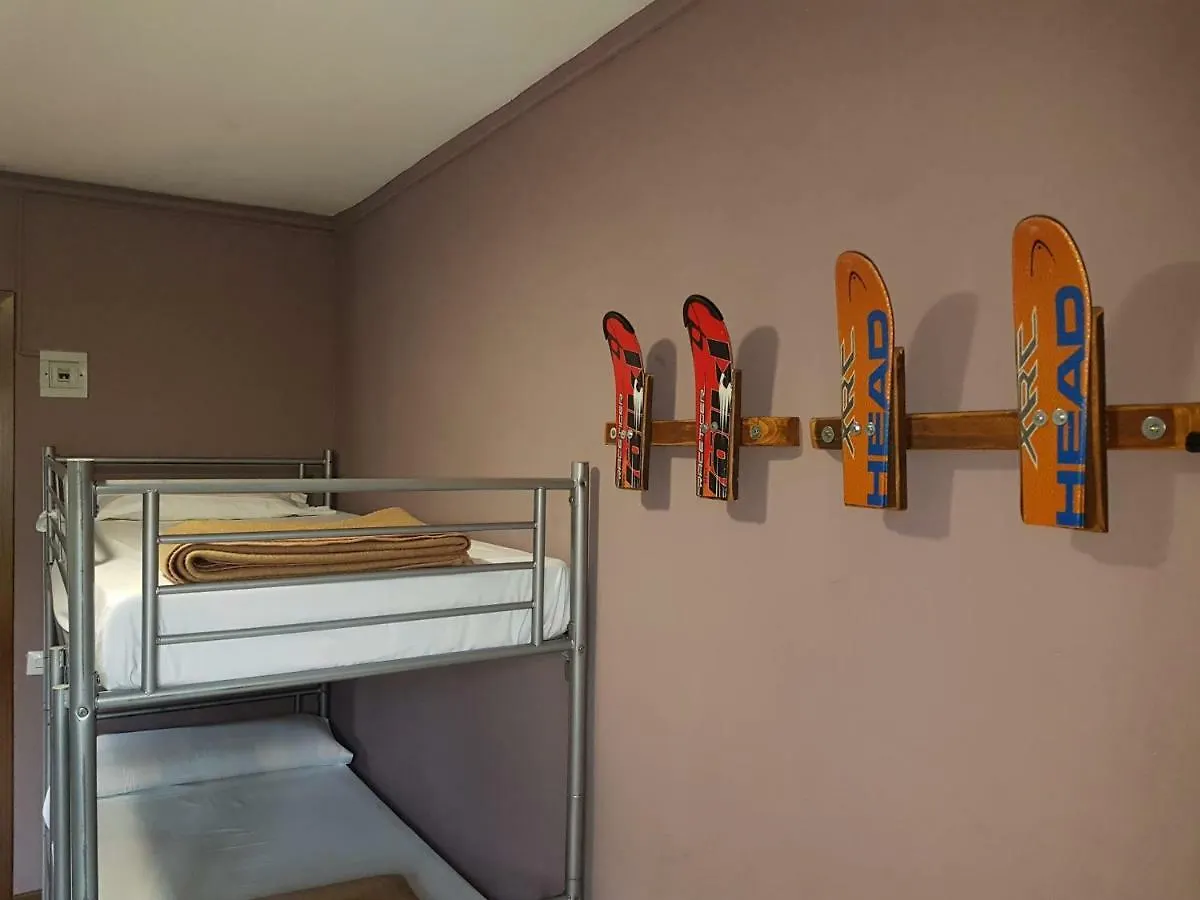 Alberg Les Daines Espot Hostal